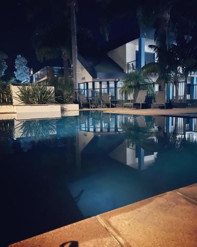 Nautilus Hamptons Style Luxury Beach Apartment Merimbula — 4-Star Luxury Hotel in Merimbula, Australia