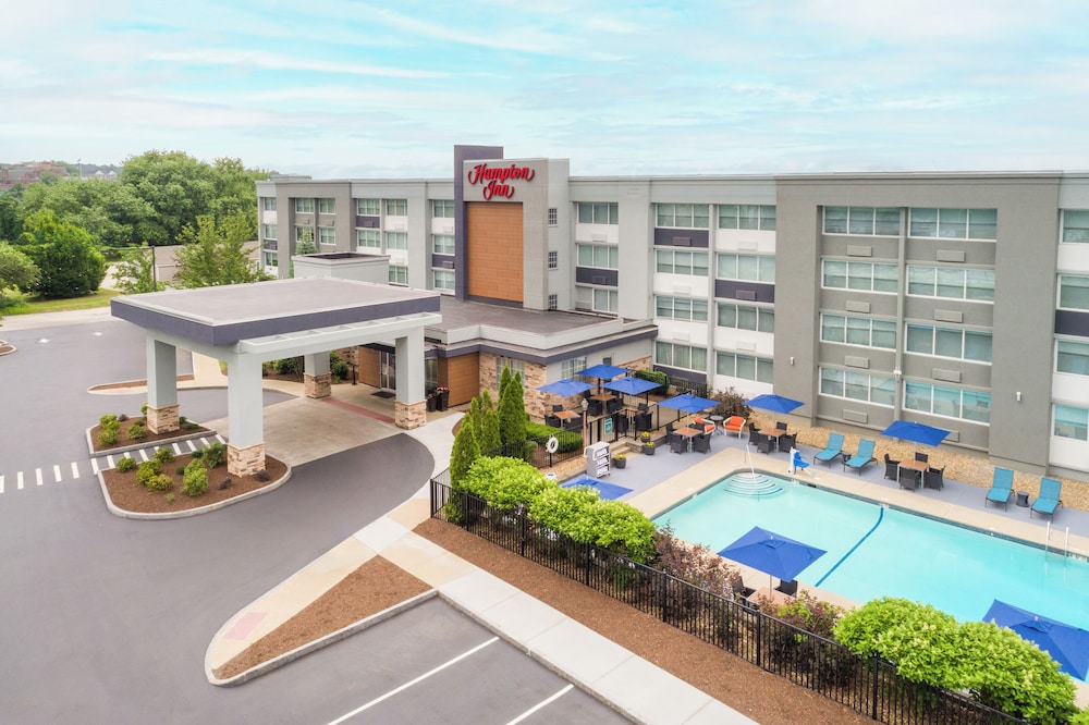 Hampton Inn by Hilton Manchester in Manchester, United States