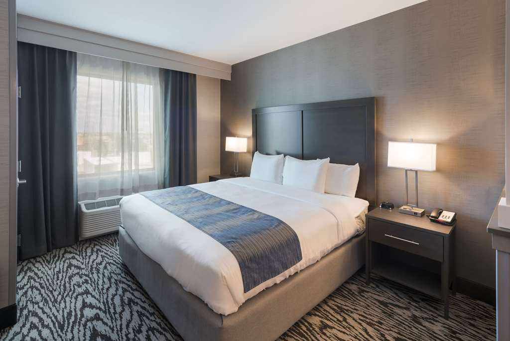 Comfort Suites Kennewick At Southri - photo 13
