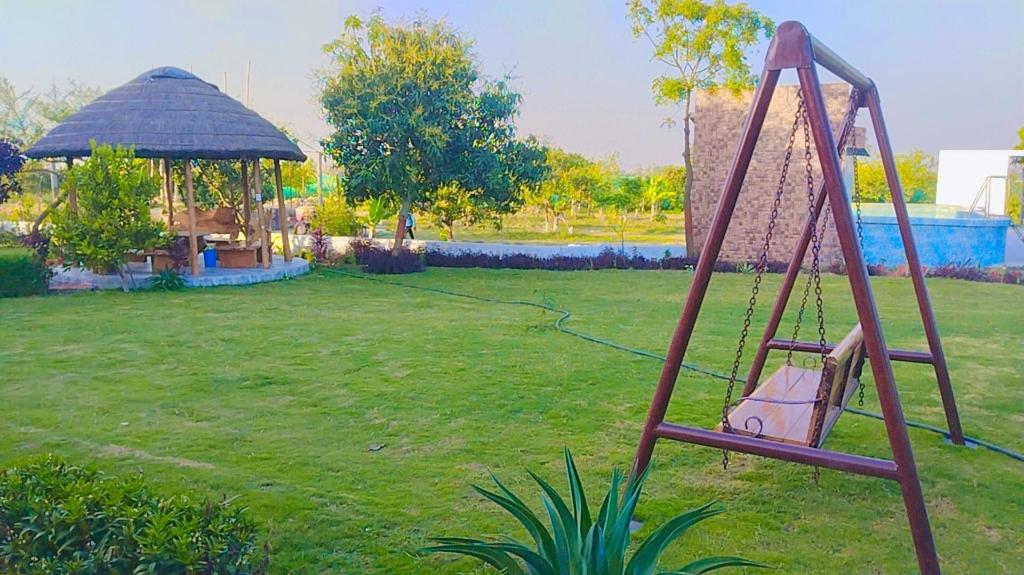 Jungle Heritage Resort — Palia Kalan — photo 4