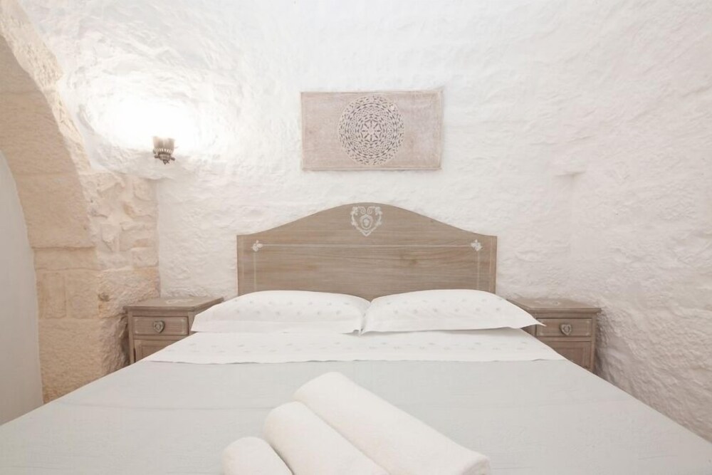 Trullo Siamese — Alberobello — photo 5