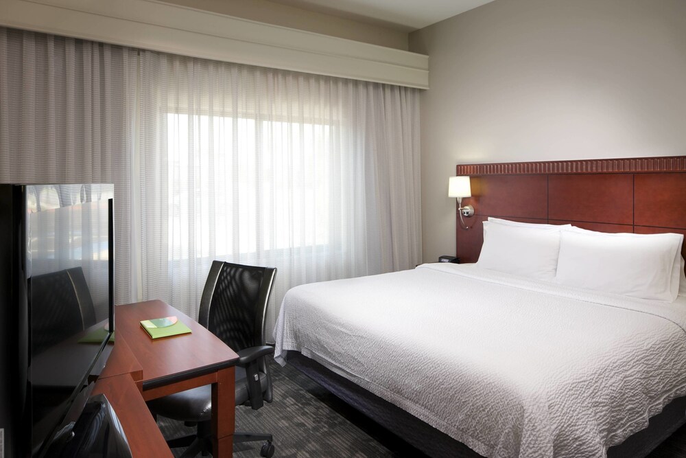 Courtyard by Marriott Brownsville - photo 18