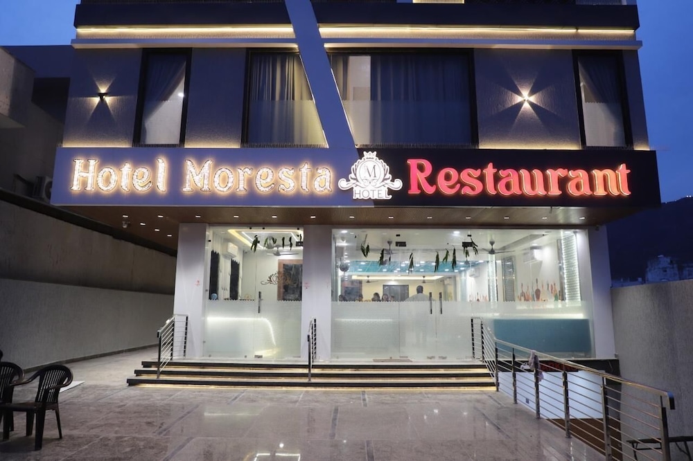 Hotel Moresta Restaurant Bar Restaurant Ajmer in Ajmer, India