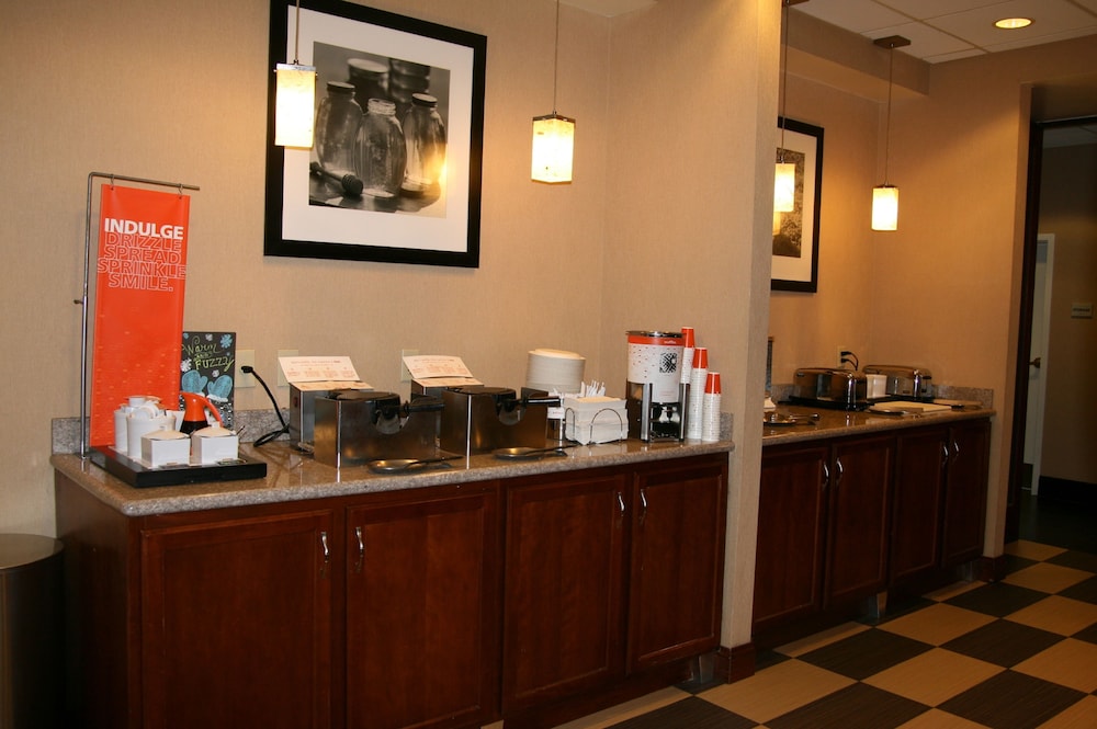 Hampton Inn Pine Grove - photo 58