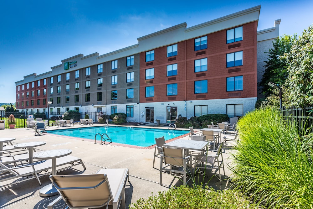 Holiday Inn Express Exton by IHG - photo 42