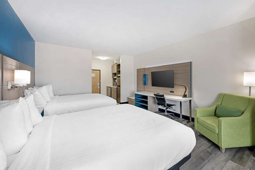 Best Western Plus Executive Residency Carlsbad Hotel - photo 34