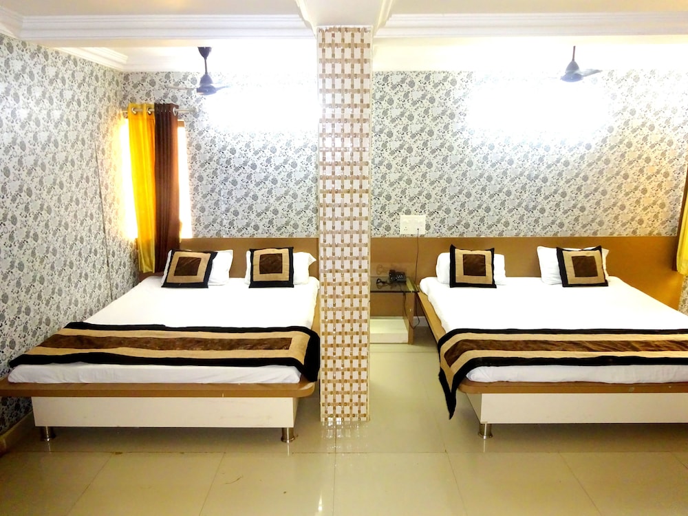Hotel Raj Palace by Sky Stays in Dwarka, India