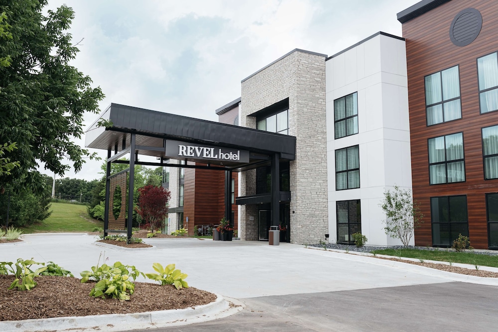 Revel Hotel Des Moines Urbandale Tapestry Collection by Hilton - photo 143