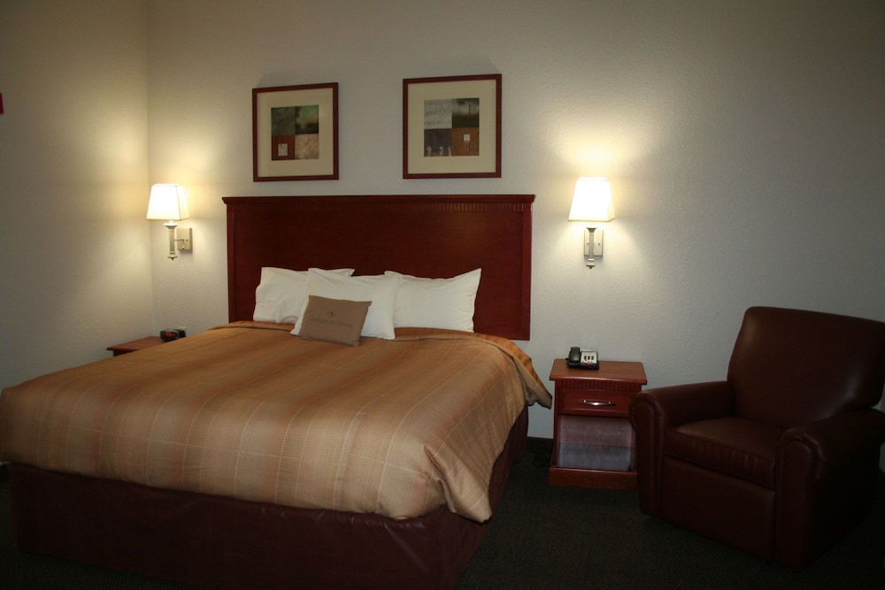 Candlewood Suites Avondale New Orleans an IHG Hotel - photo 2