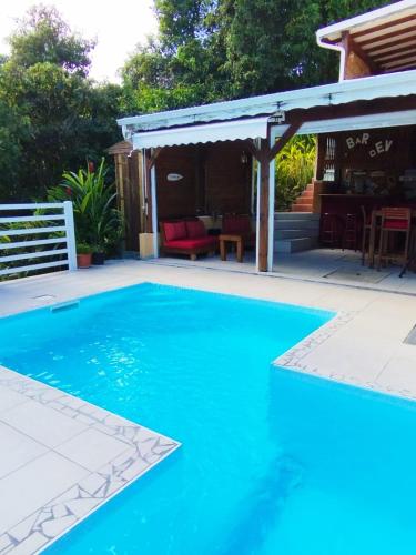 Studio avec une vue dominante in Sainte-Anne, Guadeloupe