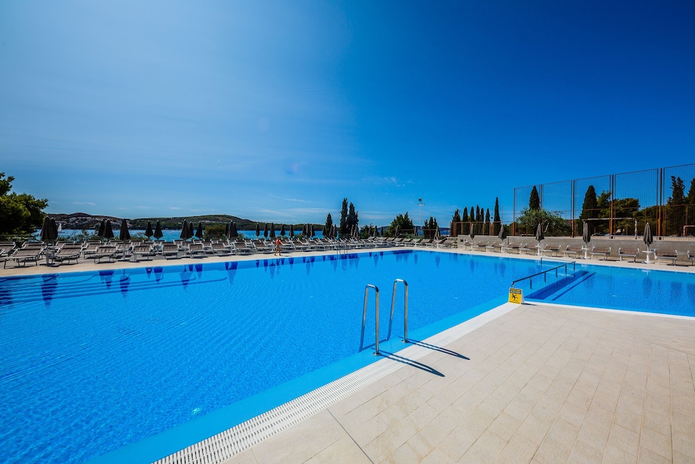 Hotel Medena Plus in Donji Seget, Croatia