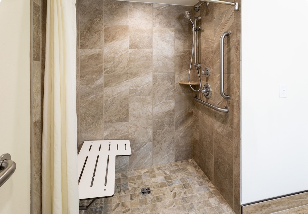 Paynesville Inn And Suites - photo 19