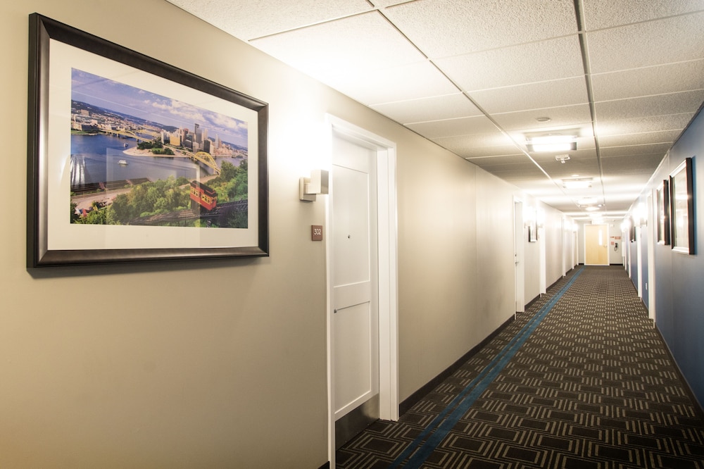 TownePlace Suites by Marriott Pittsburgh Cranberry Township - photo 4