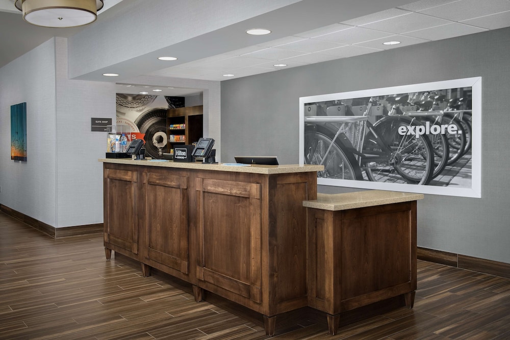 Hampton Inn & Suites Portland Hillsboro Evergreen Park - photo 3