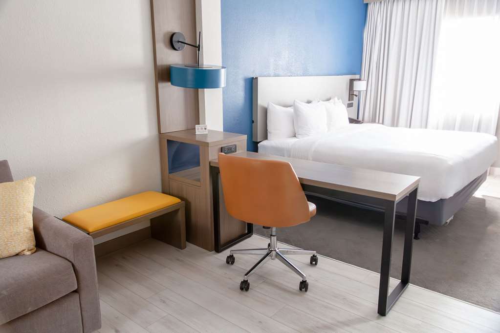 Comfort Suites Baton Rouge South I 10 - photo 12
