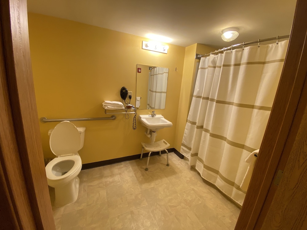 Regal Inn Coffeyville - photo 23