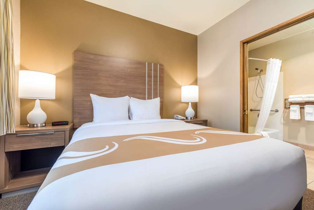Quality Inn & Suites Bainbridge Island - photo 38