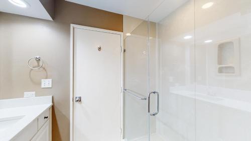 704 Queens Grant - photo 15
