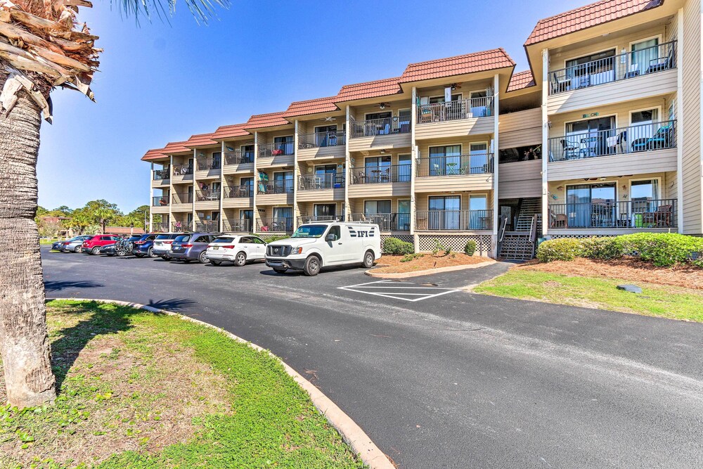 Folly Field Beach Access: Resort Condo w Pools - photo 14
