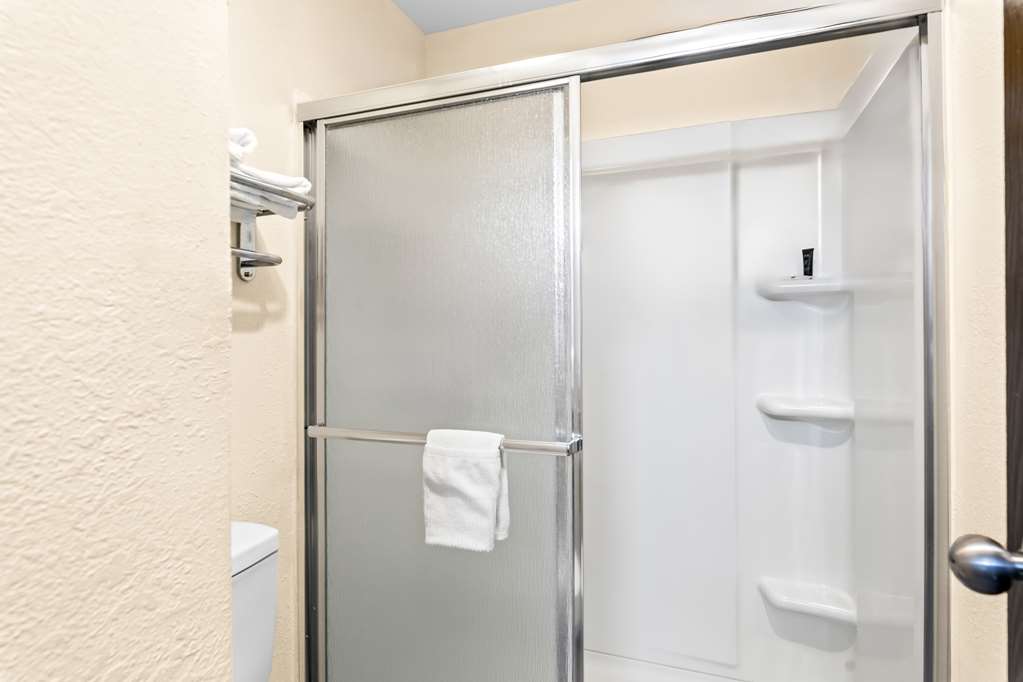 Americas Best Value Inn McMinnville - photo 17