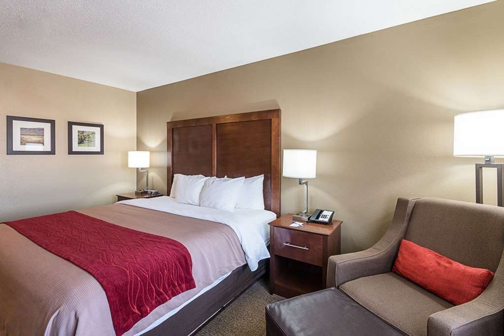 Comfort Inn Barboursville near Huntington Mall area - photo 10