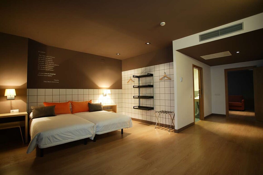 ELE Hotelandgo Arasur