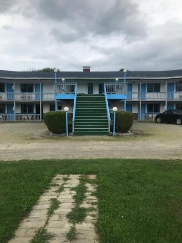 Four Seasons Motor Inn - photo 45