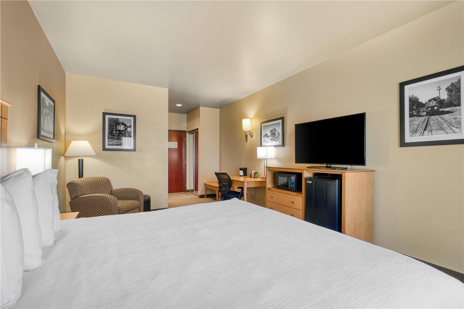 Best Western Shelby Inn & Suites - photo 25