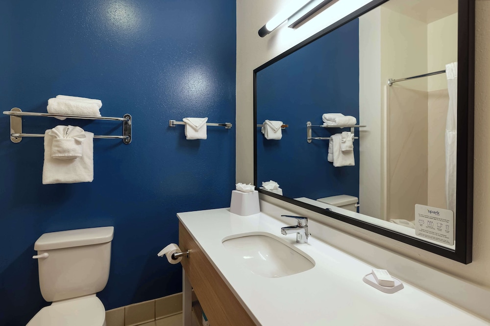 Spark by Hilton Savannah Airport - photo 21