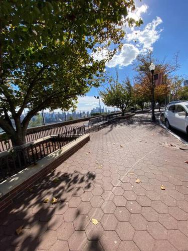 Apart Studio West NY 12Mints From NYCIty Times Square — 4-Star Luxury Hotel in West New York, United States