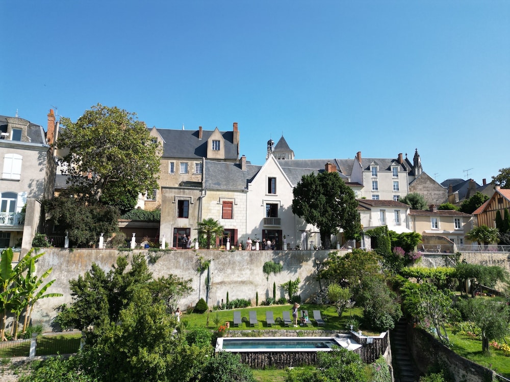 Au Petit Thouars — hotel in Thouars