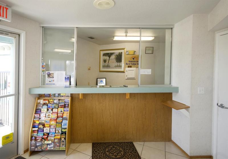 Americas Best Value Inn Dunnigan - photo 4