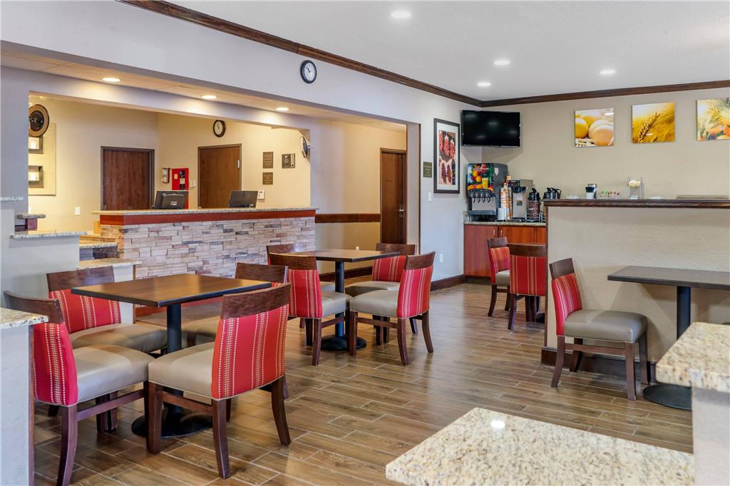 Comfort Inn Albuquerque Airport - photo 30