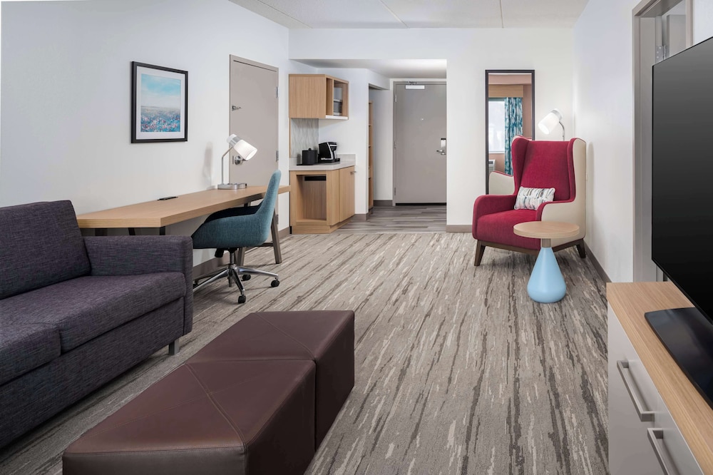 Hilton Garden Inn Rockaway - photo 9