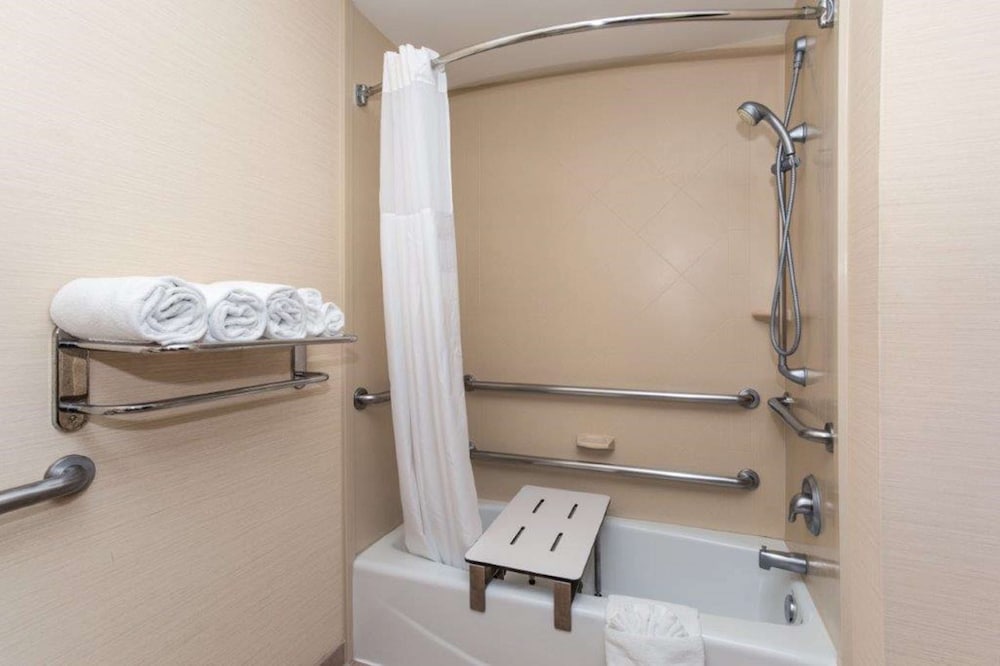 Hampton Inn Rock Springs - photo 47