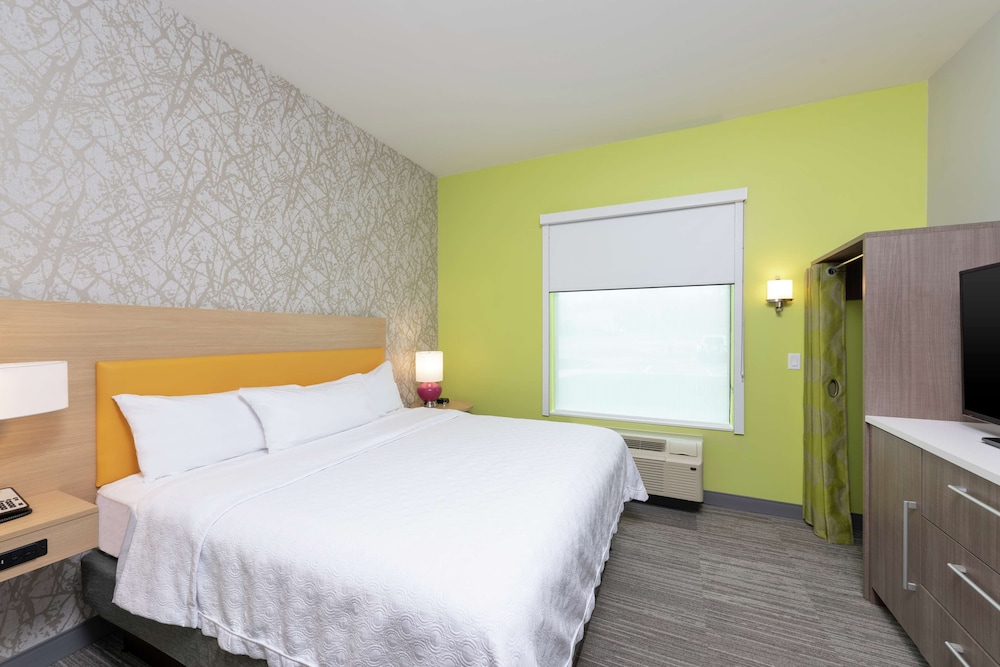 Home2 Suites by Hilton Indianapolis Airport - photo 12