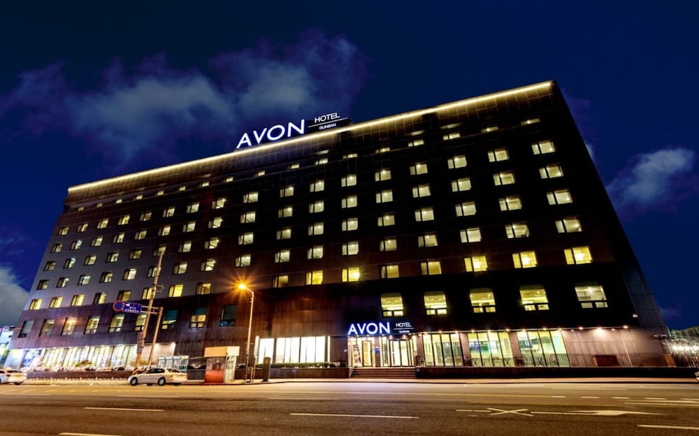 Avon Hotel - carbon neutral hotel in Gunsan