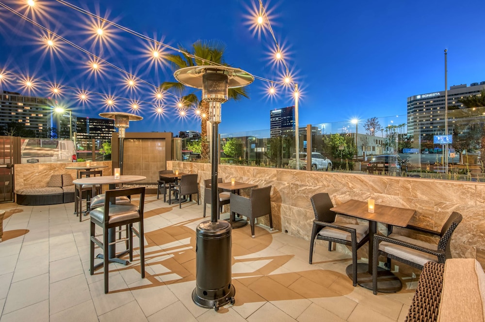 Hilton Garden Inn Irvine Orange County Airport - photo 26