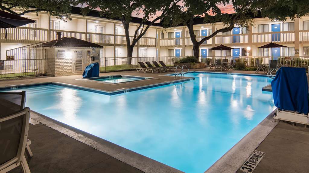 Motel 6 Addison TX Dallas - photo 9
