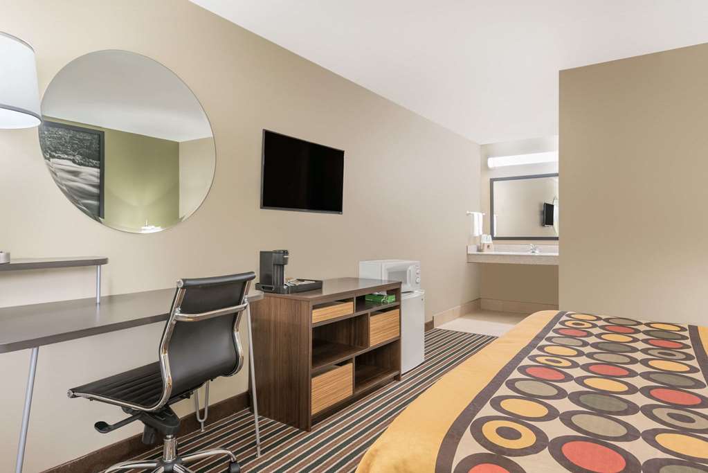 Super 8 by Wyndham Bryant Little Rock Area - photo 14