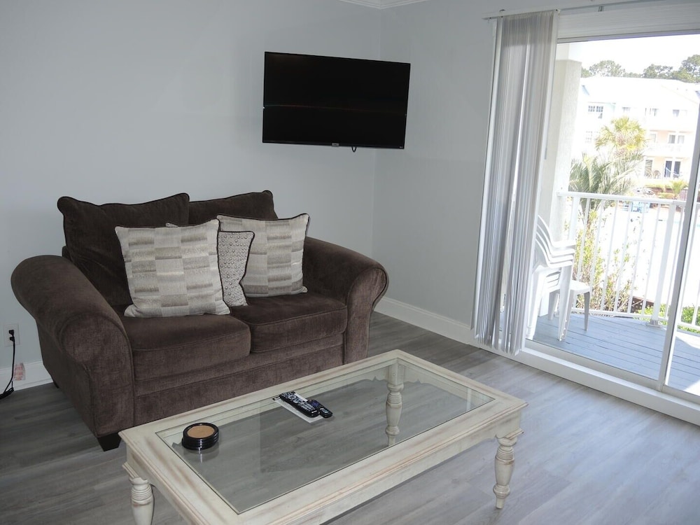 Brunswick Plantation Resort and Golf Condo 307M with Outdoor Pool by RedAwning - photo 10