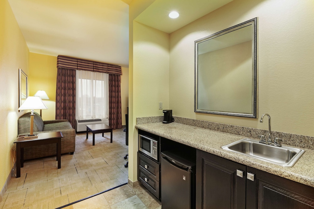 Hampton Inn & Suites Tulsa North Owasso - photo 27
