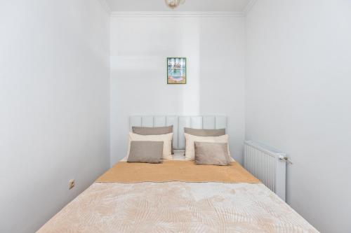 LE Home Cozy 2 BR apartment in Saburtalo
