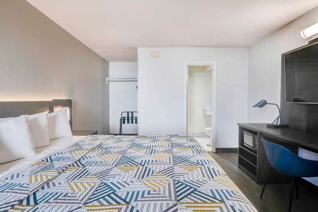Motel 6 Atlanta GA Midtown - photo 20