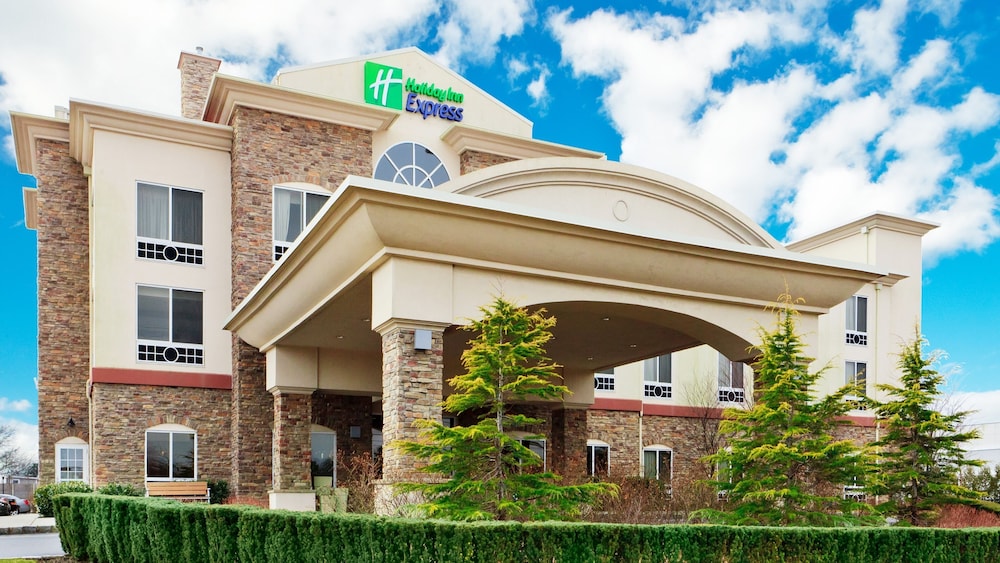 Holiday Inn Express & Suites Riverhead Long Island by IHG — hotel in Riverhead