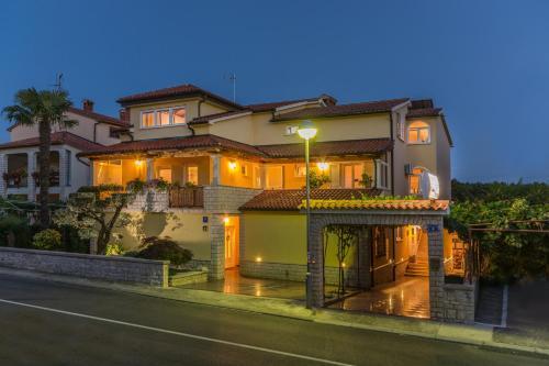Casa Nova — 4-Star Luxury Hotel in Porec, Croatia
