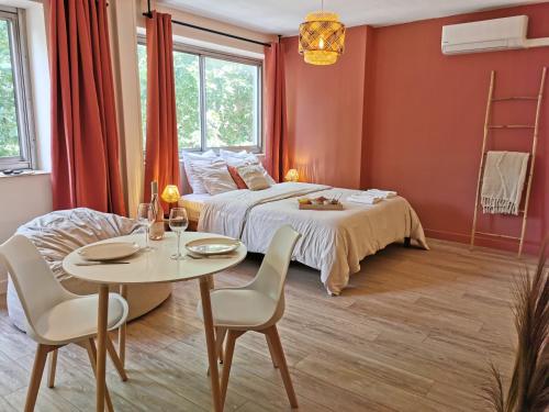 Studio Confort Clim Ascenseur 19304346 — Cavaillon