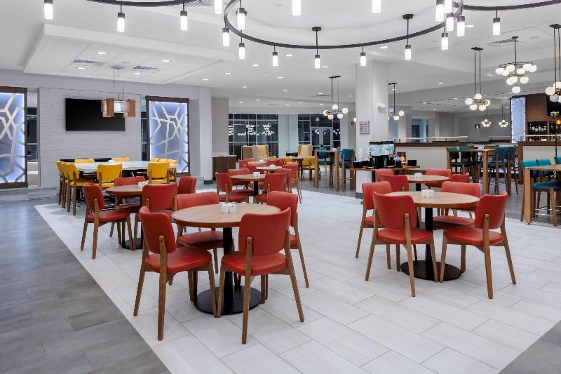 Hilton Garden Inn Fort Wayne North - photo 37