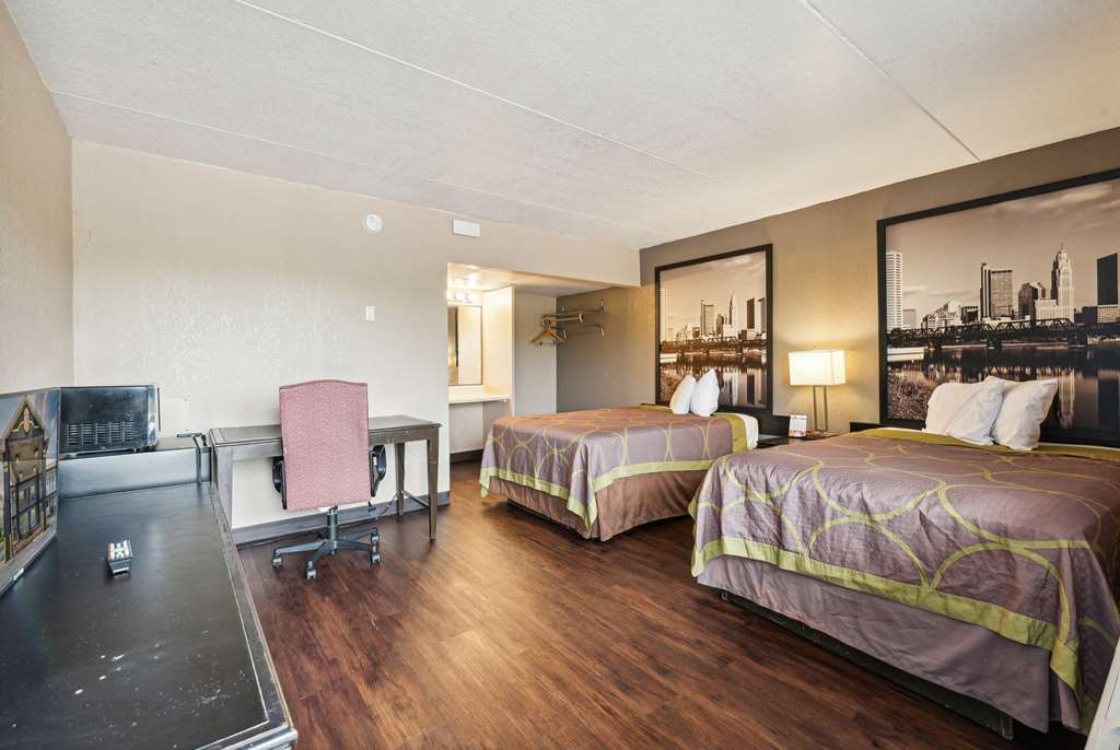 Super 8 by Wyndham Millbury Toledo - photo 19