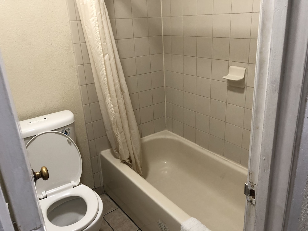 Golden Inn Dallas by Hotel O - photo 13